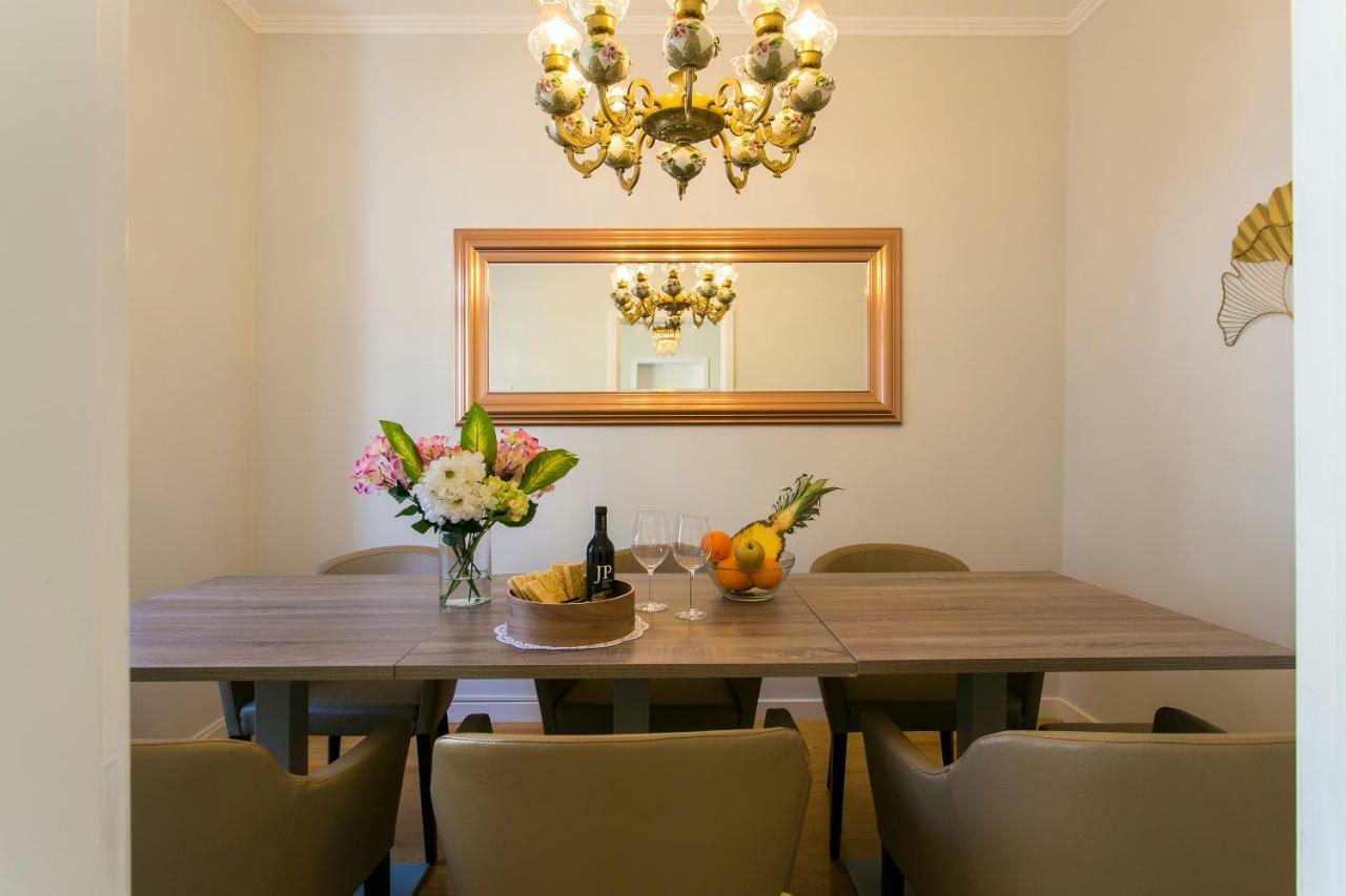 Art Deco 4 Bedrooms Flat In The Center Apartment Lissabon