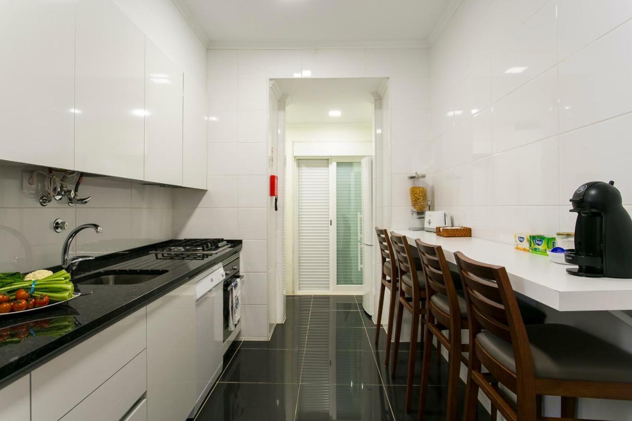 Art Deco 4 Bedrooms Flat In The Center Apartment *