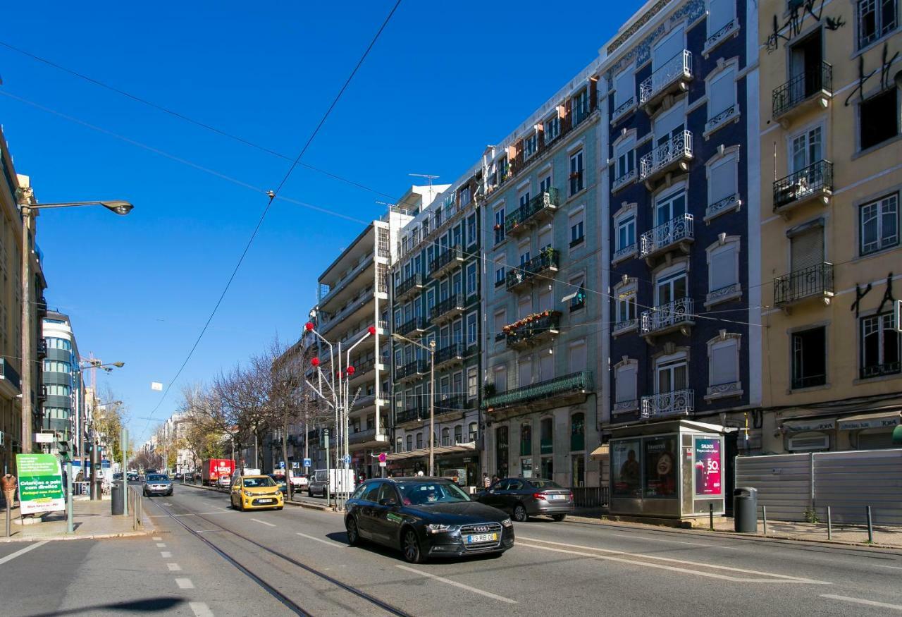 Art Deco 4 Bedrooms Flat In The Center Lissabon